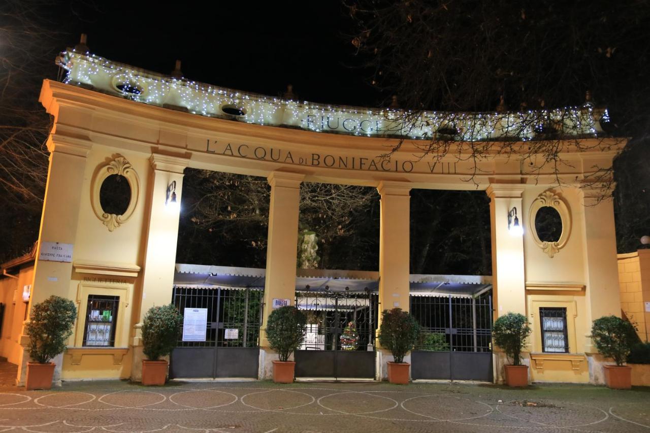Hotel Universo Fiuggi Exterior foto